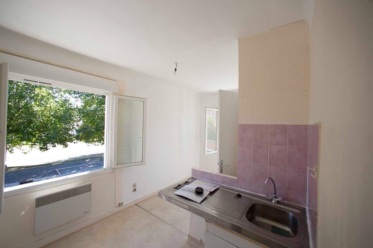 Grand F1 meublé proche IUT, UTT, Hôpital