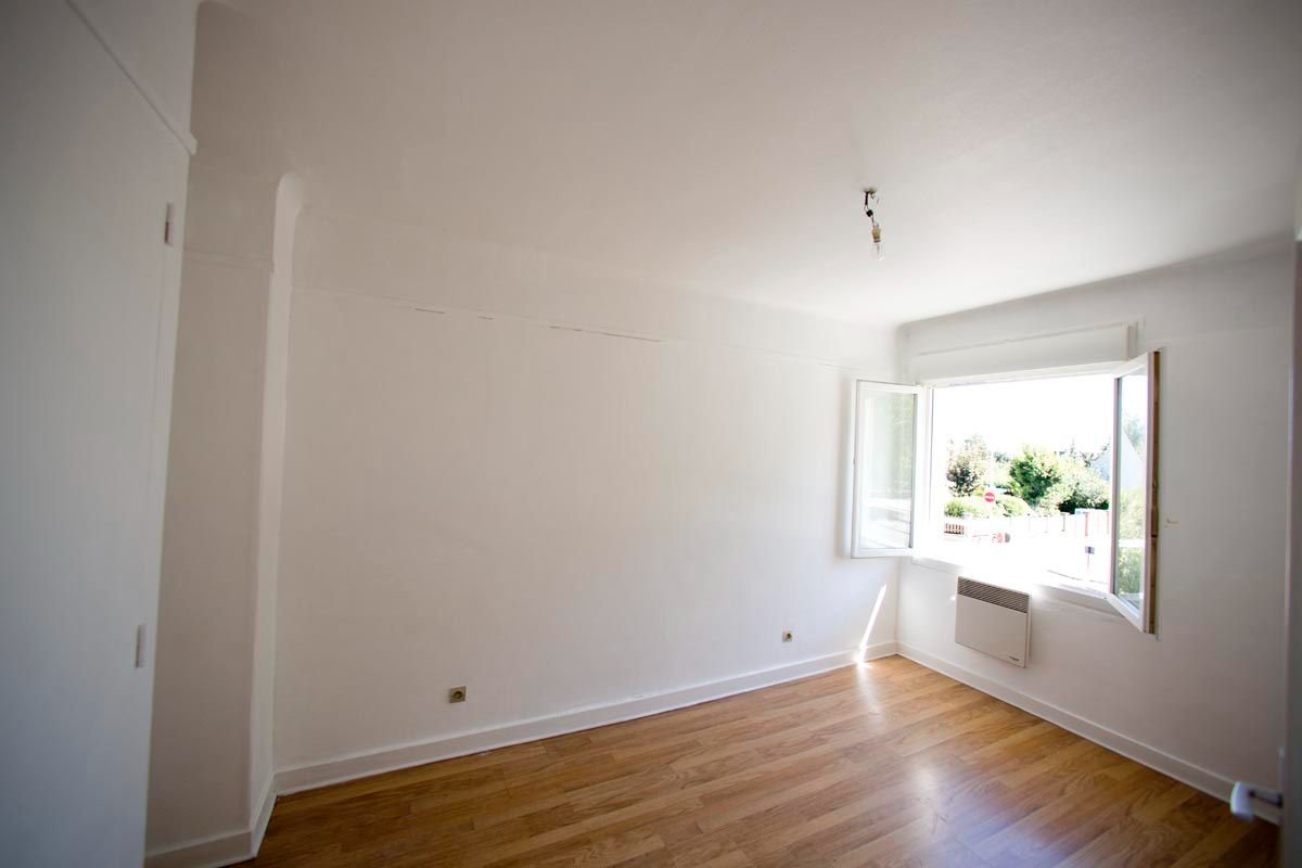 Grand F1 meublé proche IUT, UTT, Hôpital