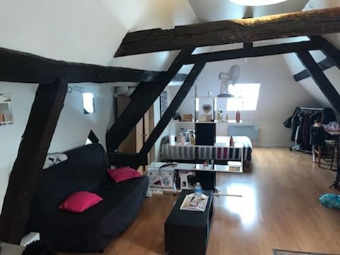 Grand studio meublé Hyper Centre